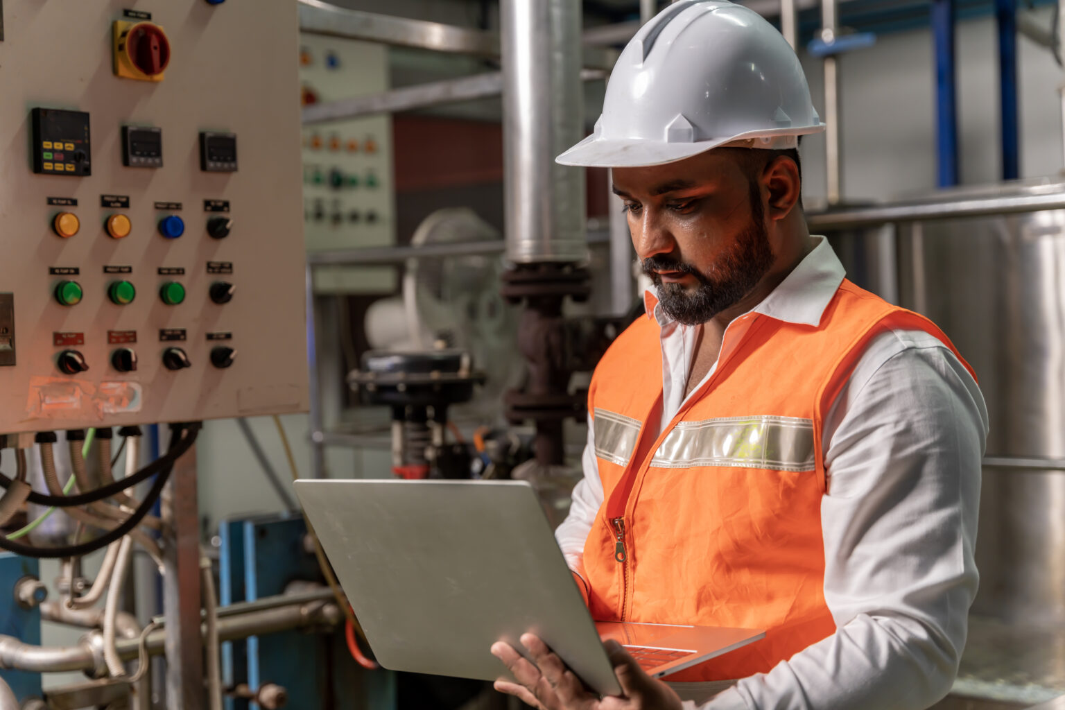 Team of engineers practicing maintenance Taking care and practicing maintenance of machines in the factory so that they can be used continuously.